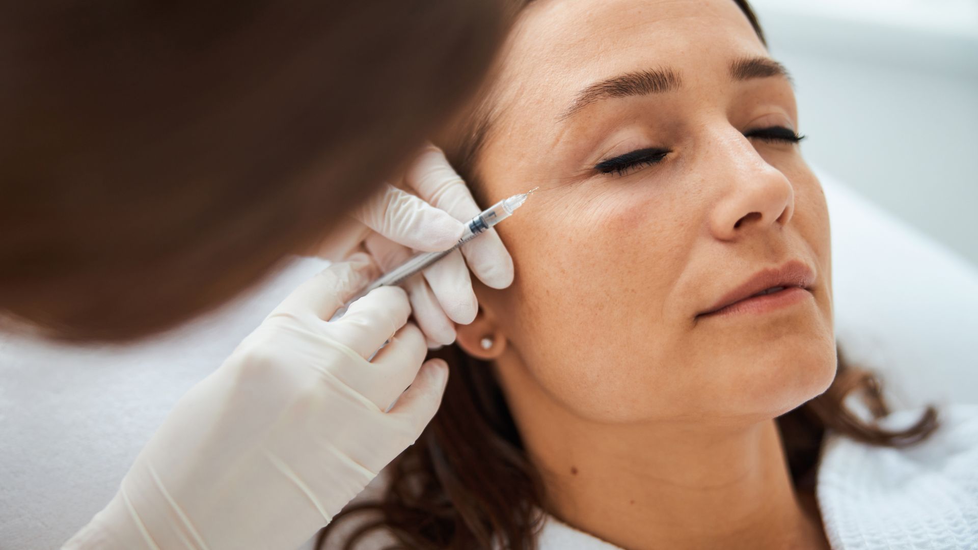 Le Botox : solution miracle pour atténuer les rides d’expression ...