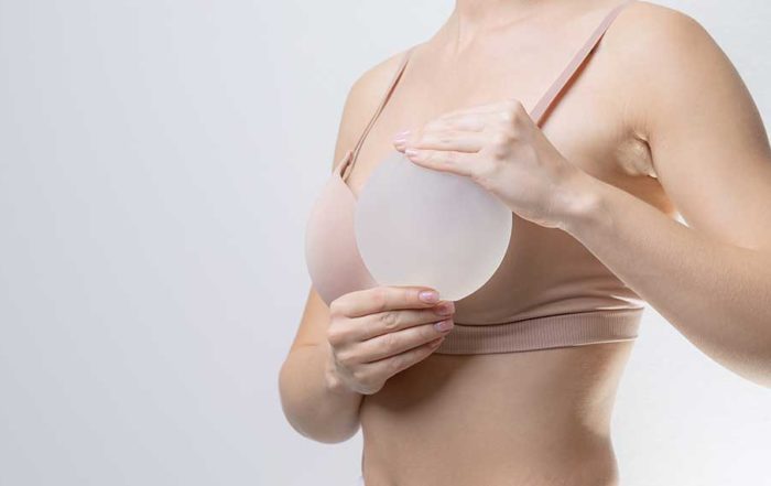 L’augmentation mammaire par prothèses